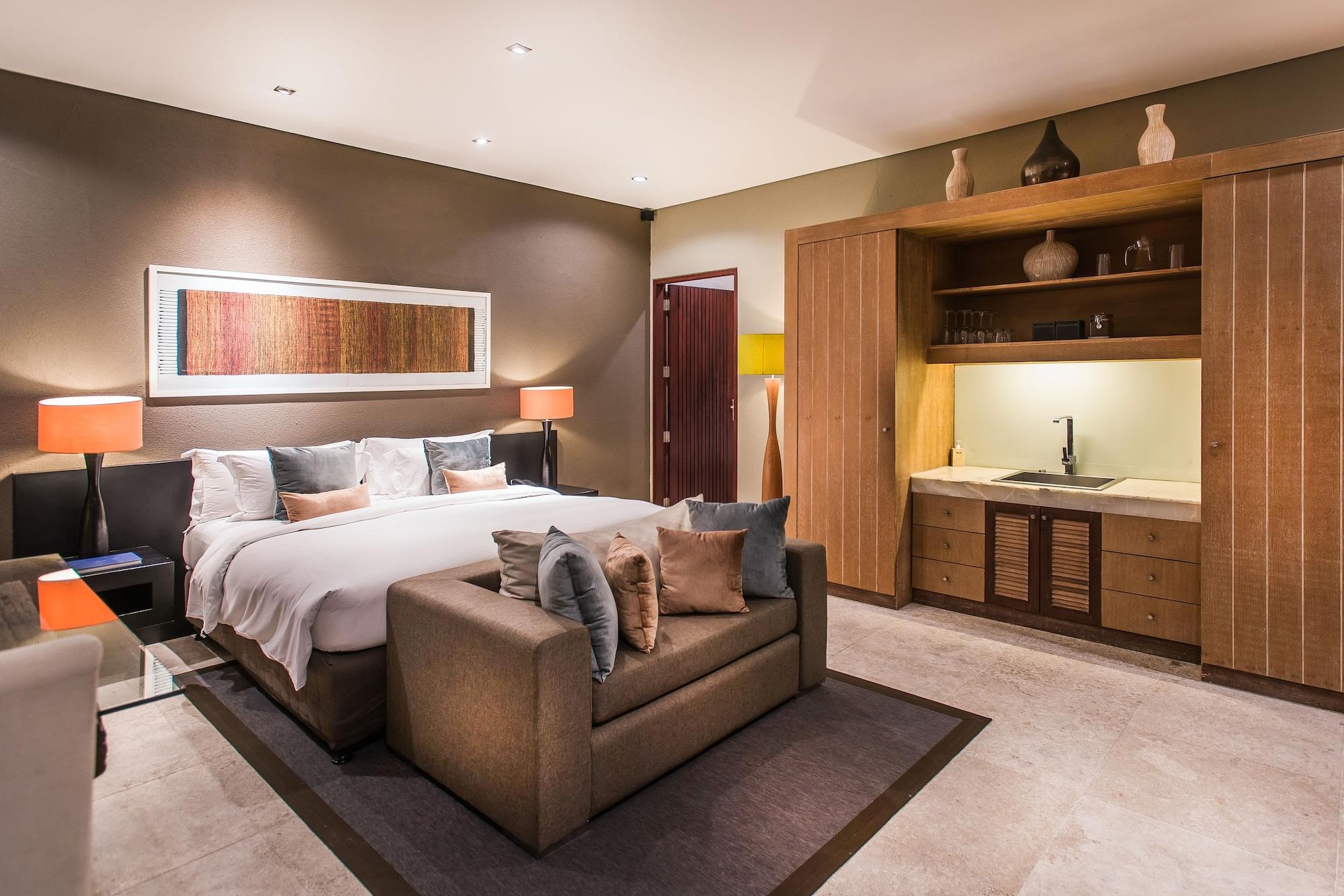 סמיניאק Cicada Luxury Townhouses מראה חיצוני תמונה