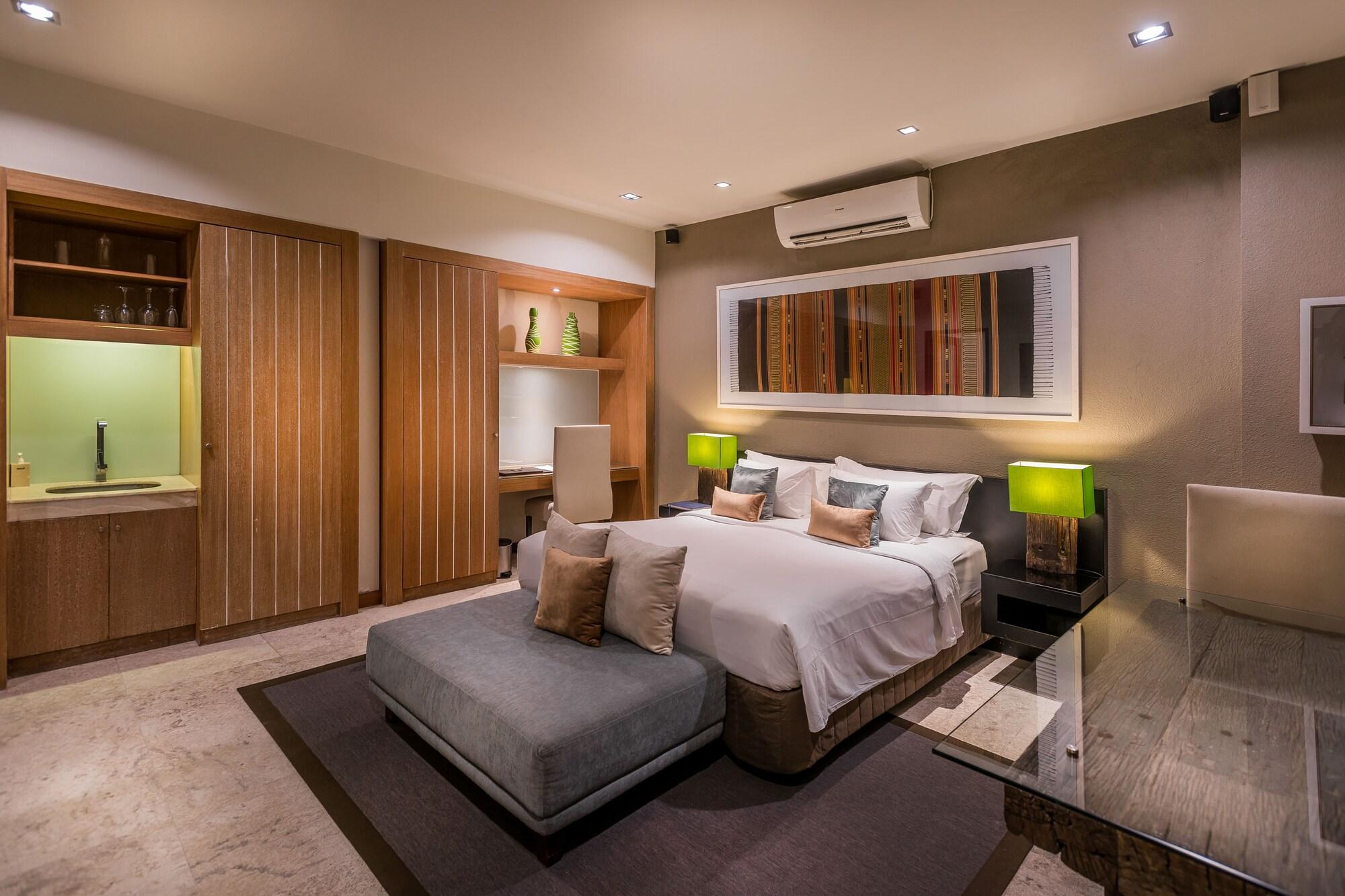 סמיניאק Cicada Luxury Townhouses מראה חיצוני תמונה