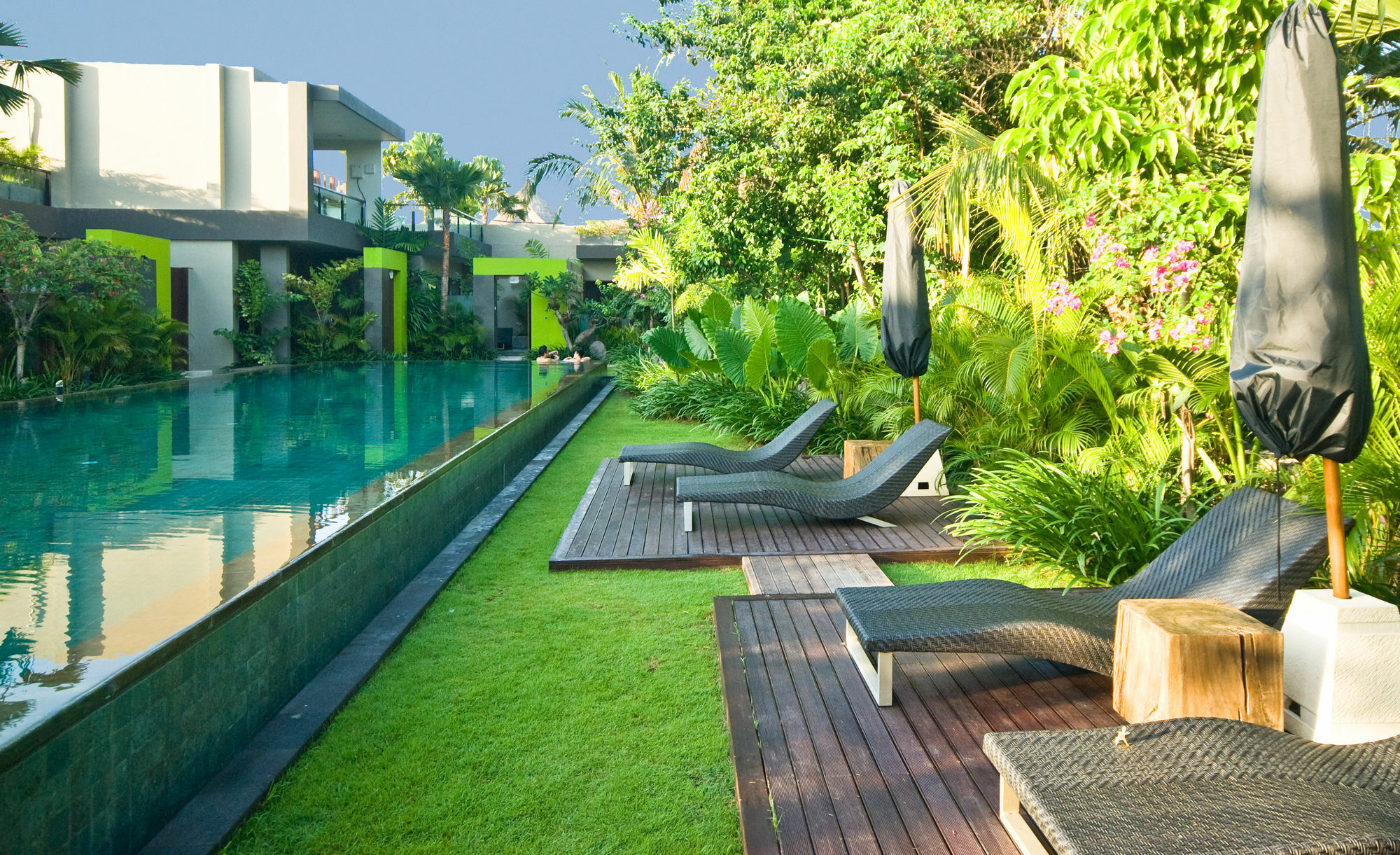 סמיניאק Cicada Luxury Townhouses מראה חיצוני תמונה